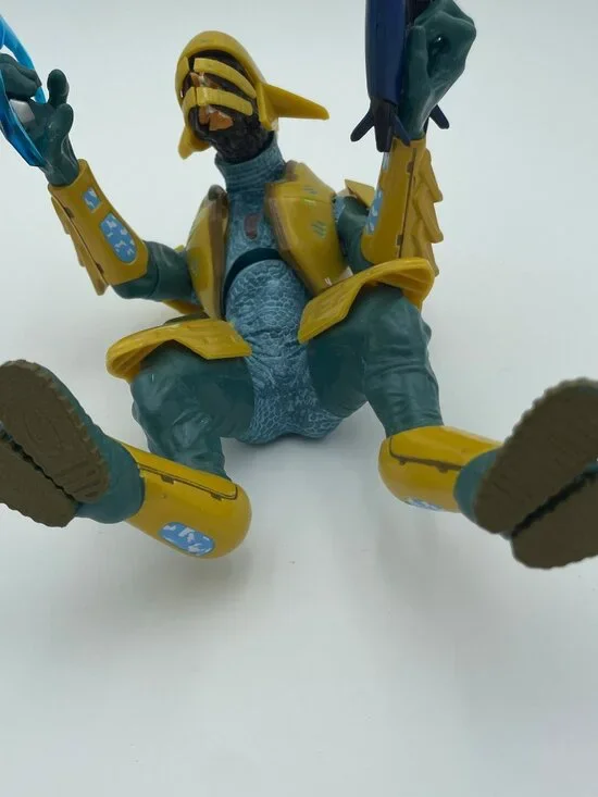 Halo 2 Series 5 Gold Covenant Elite Ranger Action Figure Joyride Studios - Picture 2 of 6